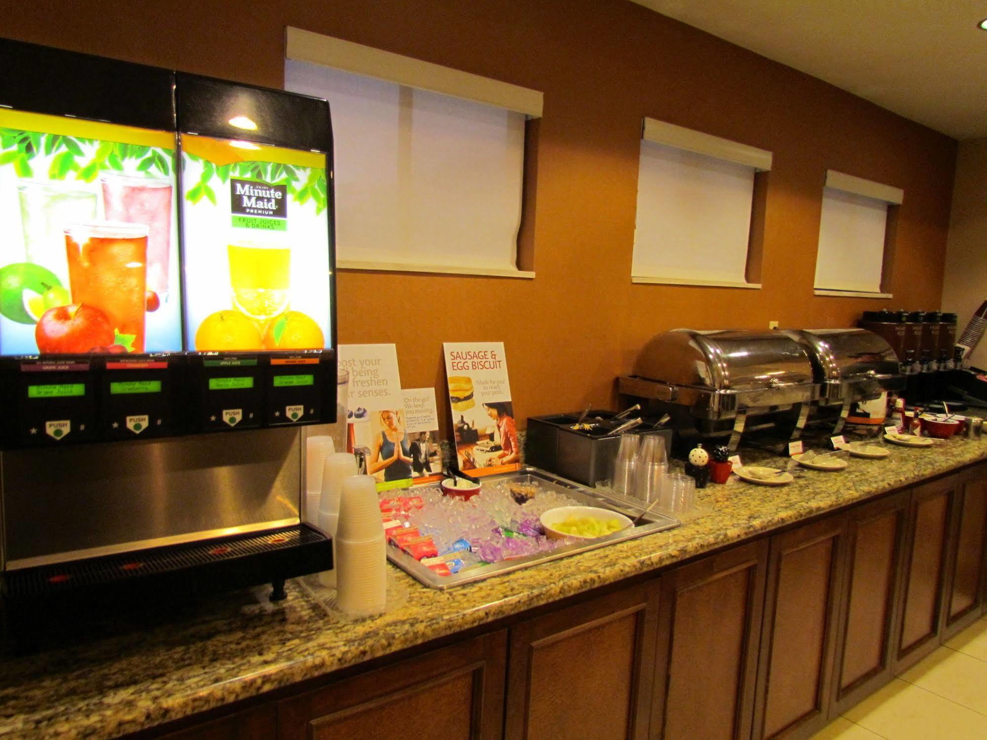 Hotel East 3*
