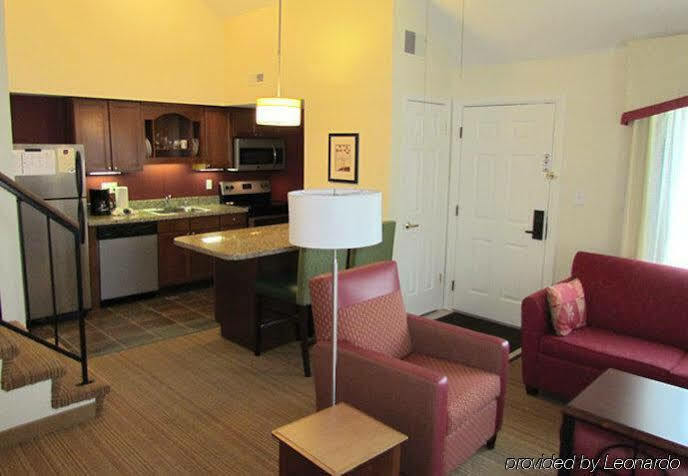 Hotel East Louisville